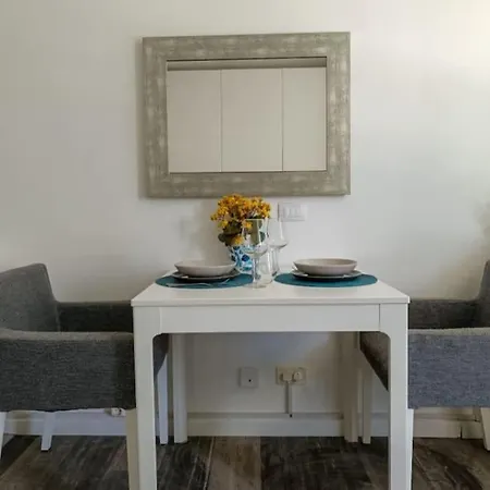 Charming Corner Appartement